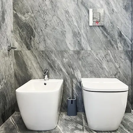 Bed & Breakfast The Superhost - Il Lux 4*