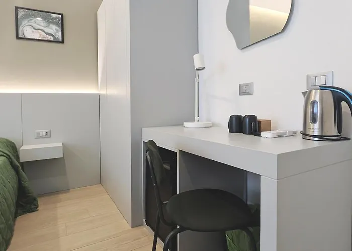 The Superhost - Il Lux 4* Crotone